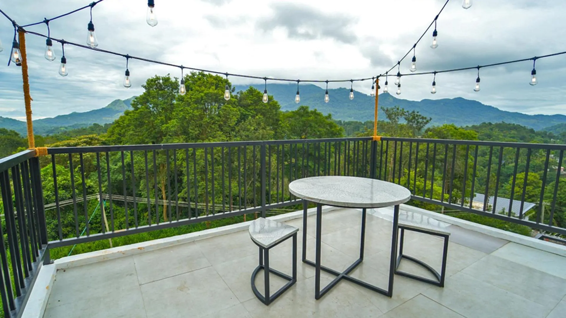 Oasis Vythiri Pool Apartments 0*,  India